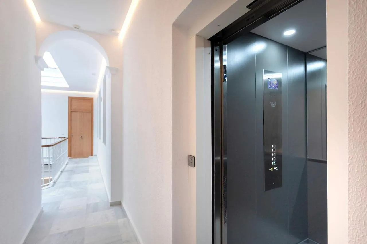 Genteel Home Catedral كاديز
