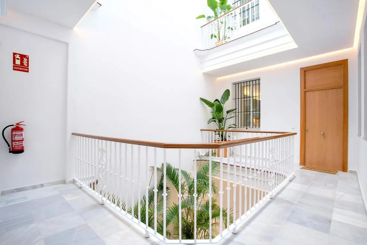 Genteel Home Catedral Cadiz 0*,  Spain